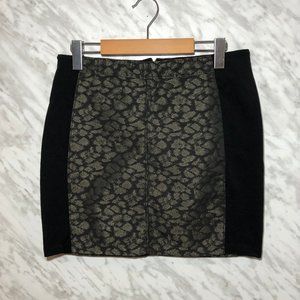 Aritzia Talula Mini Skirt Size 8 i14
